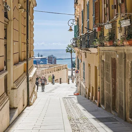 Di Grazia Cagliari - Casa Di Charme Con Vista Mare 아파트 *