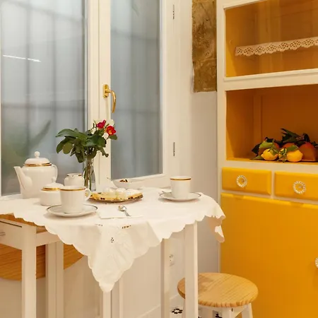 Lägenhet Di Grazia - Casa Di Charme Con Vista Mare *